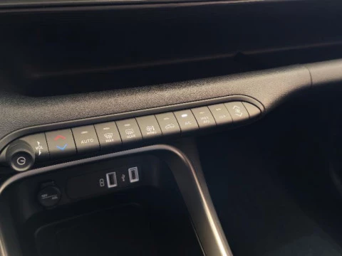 Jeep Avenger 1.2 G 74KW ALTITUDE 5P