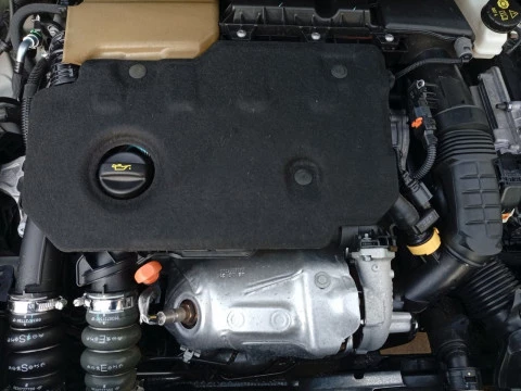 Peugeot 208 BlueHDi 73kW (100CV) Active