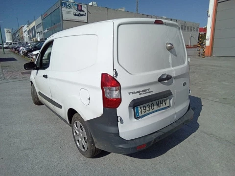 Ford Transit Courier Van 1.5 TDCi 71kW Trend