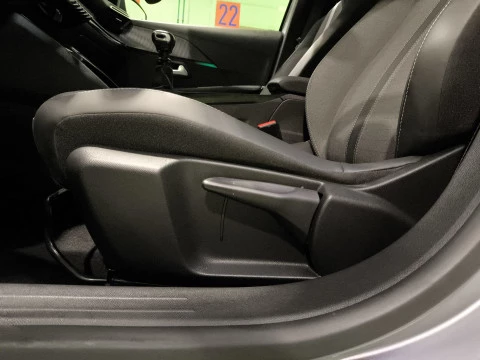 Peugeot 208 PureTech 100 Allure 75 kW (100 CV)