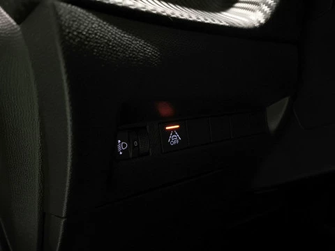 Peugeot 208 PureTech 100 Allure 75 kW (100 CV)