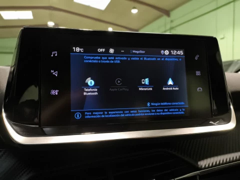 Peugeot 208 PureTech 100 Allure 75 kW (100 CV)