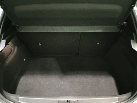 Peugeot 208 PureTech 100 Allure 75 kW (100 CV)