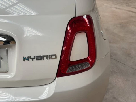 Fiat 500C Club 1.0 Hybrid 51KW (70 CV)