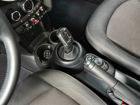 MINI Cooper 100 kW (136 CV)