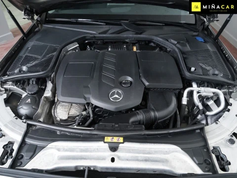 Mercedes-Benz Clase C 180d Businnes Solution 160CV