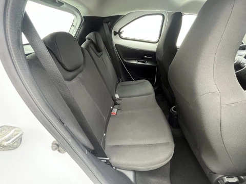 Toyota Aygo X Cross 1.0 VVT-I 72CV Play