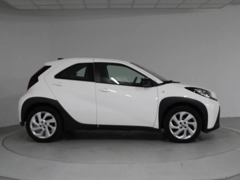 Toyota Aygo X Cross 1.0 VVT-I 72CV Play
