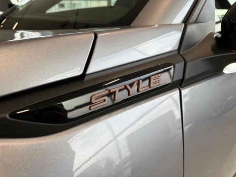 Peugeot 2008 Style Gasolina 100 S&S 6 Vel. MAN