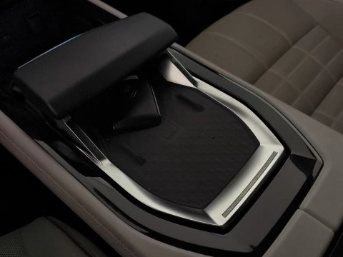 Renault Espace Iconic E-Tech full hybrid 146kW