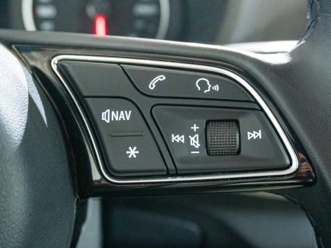 Audi Q2 Advanced 30 TFSI 81kW (110CV)