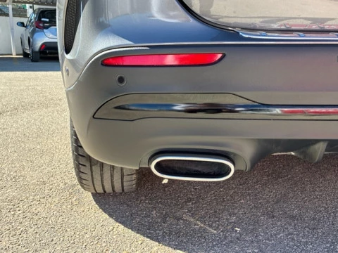 Mercedes-Benz GLA  250 e