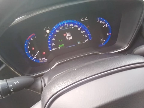 Toyota Corolla 1.8 125H ACTIVE TECH E-CVT