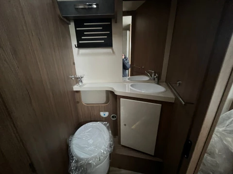 ELNAGH BARON BARON 579