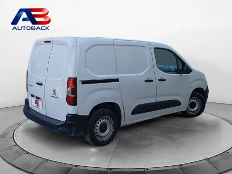 Peugeot Partner Pro Standard 600kg BlueHDi 73kW