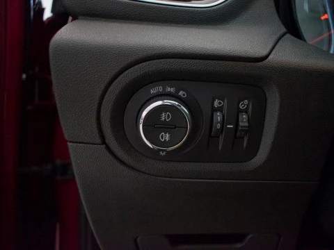 Opel Grandland X 1.2 TURBO DESIGN & TECH 5P