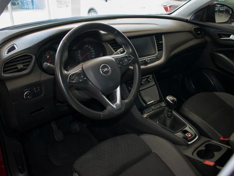 Opel Grandland X 1.2 TURBO DESIGN & TECH 5P