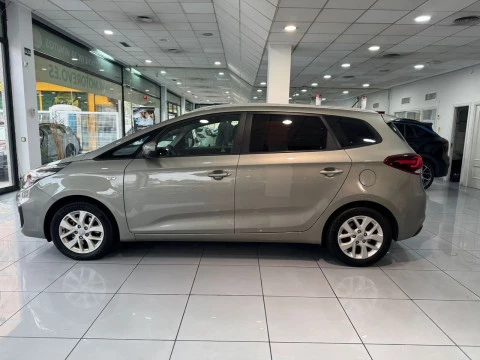 Kia Carens 1.6 GDI DRIVE 135