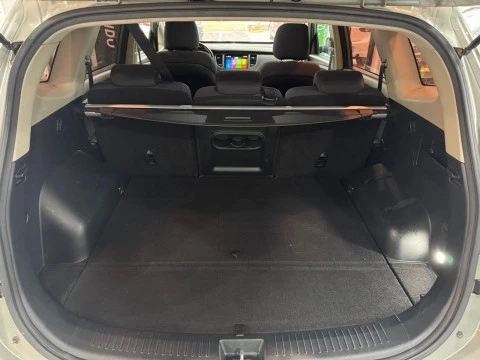 Kia Carens 1.6 GDI DRIVE 135