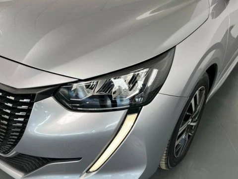 Peugeot 208 Active Puretech 75