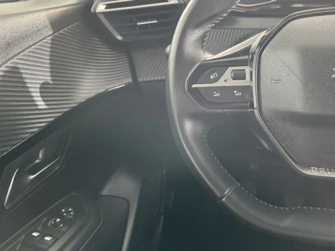 Peugeot 208 Active Puretech 75