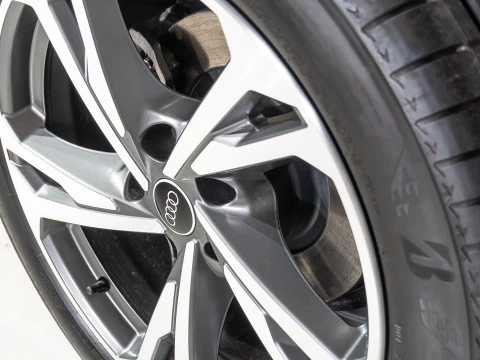 Audi Q6 e-tron Advanced Performance