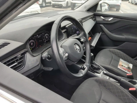 Skoda Kamiq 1.0 TSI 81kW (110CV) DSG Ambition