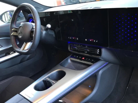 Mercedes-Benz Clase CLA  250+ con tecnología EQ