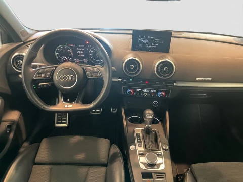 Audi A3 Sportback S line 40 TFSI quattro S tron