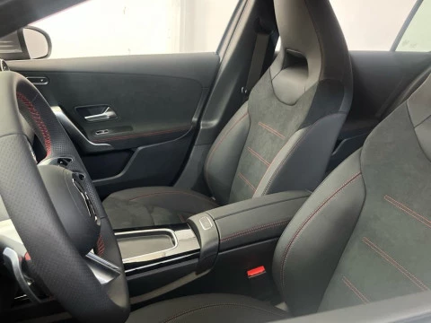 Mercedes-Benz Clase A 250 e Compacto con tecnología híbrida EQ