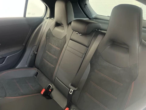 Mercedes-Benz Clase A 250 e Compacto con tecnología híbrida EQ