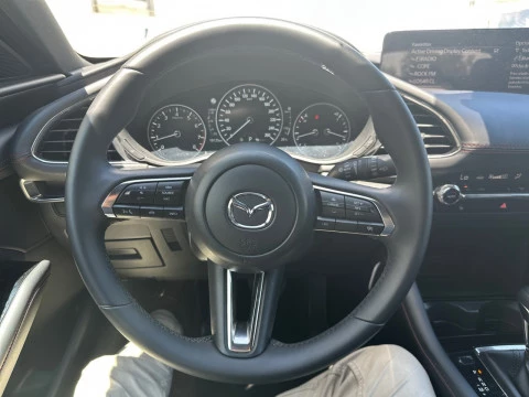 Mazda3 2.5L E-SKY G MHEV 103kW 6AT Homura