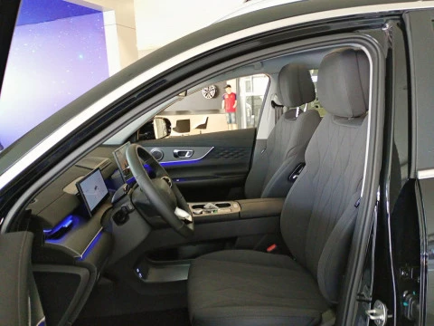 EBRO S800 1.5 TGDI PHEV Luxury E-CVT