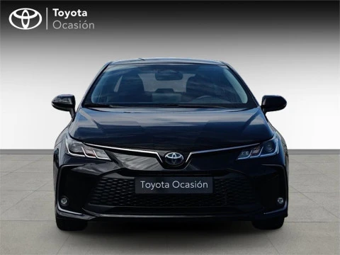 Toyota Corolla Sedán 140H Eco