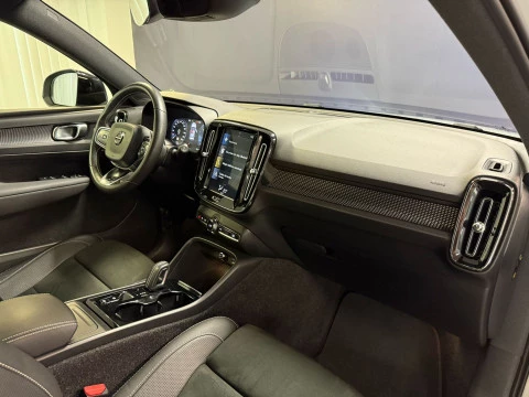 Volvo XC40 2.0 D3 R-Design Auto