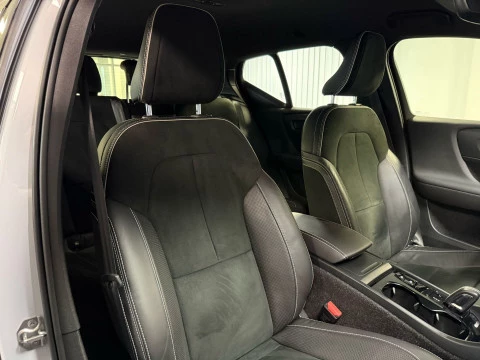 Volvo XC40 2.0 D3 R-Design Auto