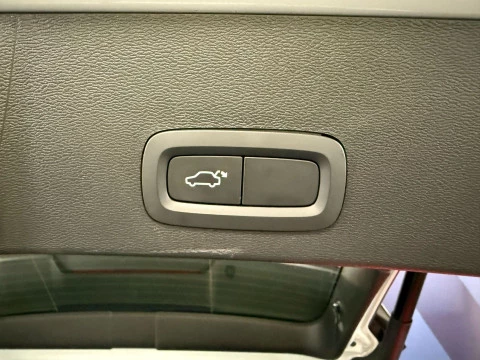 Volvo XC40 2.0 D3 R-Design Auto