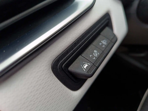 Renault Clio 1.0 TCE 67KW TECHNO 5P