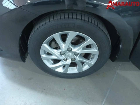 Toyota Auris  1.8 140H Hybrid Active
