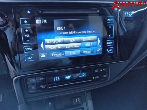 Toyota Auris  1.8 140H Hybrid Active