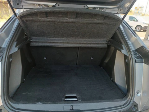 Peugeot 2008 Allure BlueHDI 130 S&S EAT8
