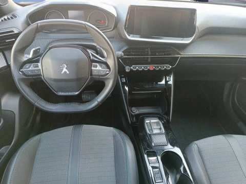 Peugeot 2008 Allure BlueHDI 130 S&S EAT8