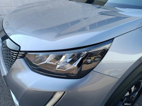 Peugeot 2008 Allure BlueHDI 130 S&S EAT8