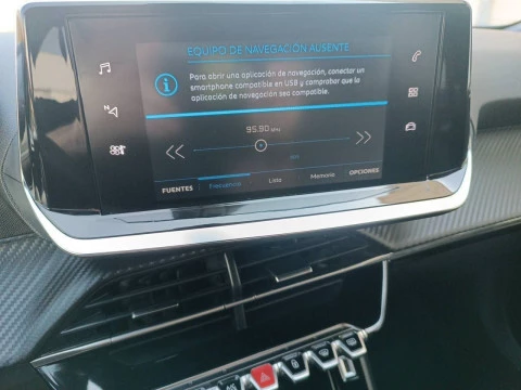 Peugeot 2008 Allure BlueHDI 130 S&S EAT8