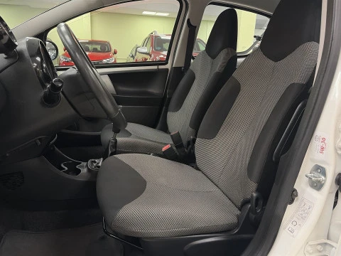 Toyota Aygo 70 City 50 kW (68 CV)