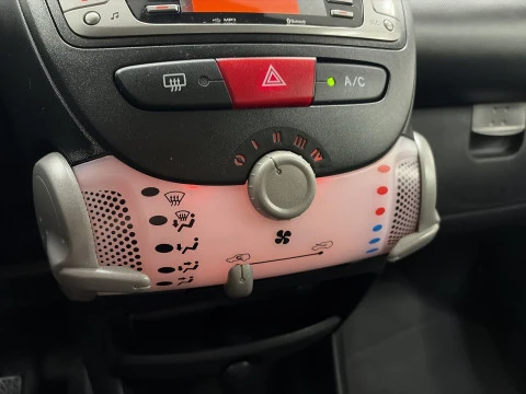 Toyota Aygo 70 City 50 kW (68 CV)