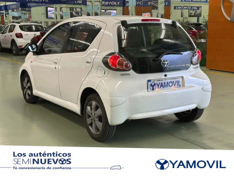 Toyota Aygo 70 City 50 kW (68 CV)