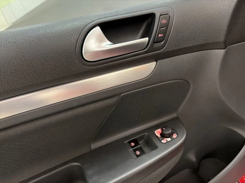 Volkswagen Golf GTI  2.0 TFSI 147 kW (200 CV)