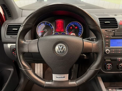 Volkswagen Golf GTI  2.0 TFSI 147 kW (200 CV)