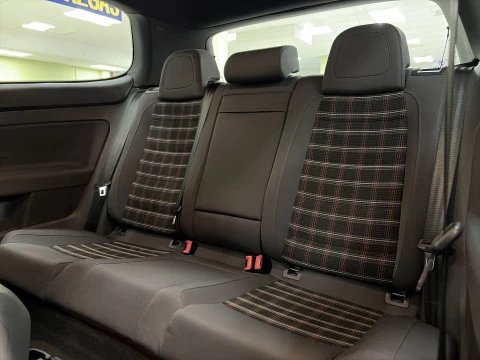 Volkswagen Golf GTI  2.0 TFSI 147 kW (200 CV)